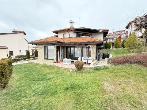 Flat 3 rooms 99 m², Nesebar, Kosharitsa, Bulgaria