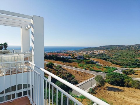 Апартамент двустаен 83 m², Манилва, Малага, Испания