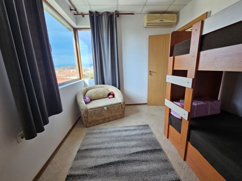 Flat 2 bedrooms + kitchen 77 m², Nesebar, Sunny Beach, Bulgaria