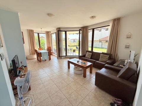 House 5 rooms 225 m², Nesebar, Kosharitsa, Bulgaria