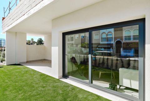 Къща тристаен 100 m², Торевиеха, Аликанте, Испания