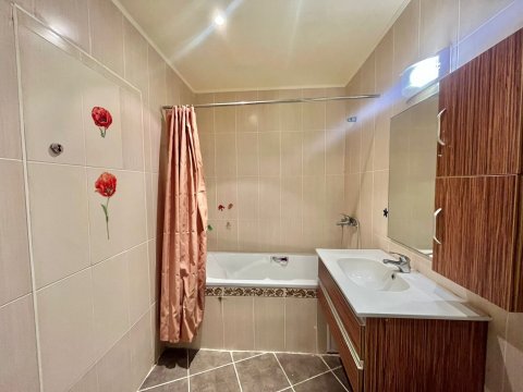 Апартамент студио 53 m², България