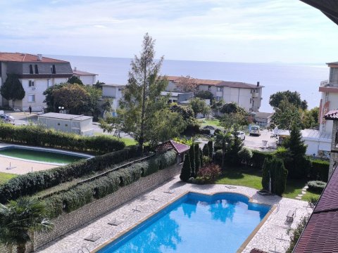 Flat 2 bedrooms + kitchen 82 m², Nesebar, Sveti Vlas, Bulgaria