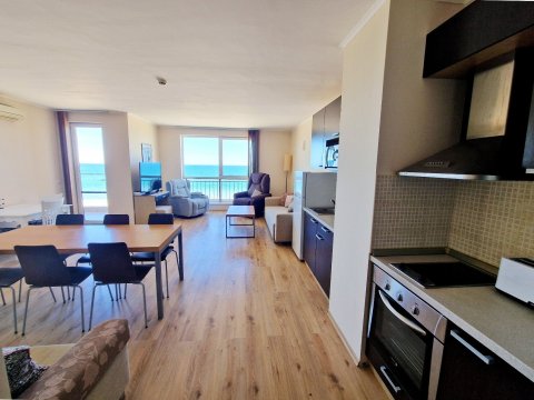 Flat 3 rooms 104 m², Nesebar, Obzor, Bulgaria