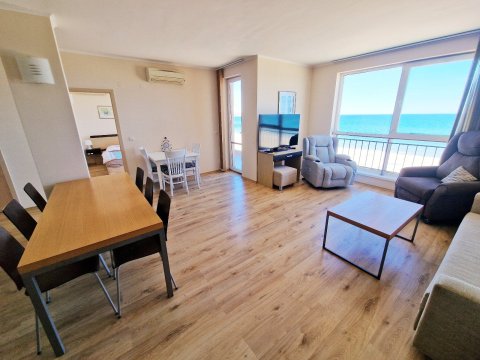 Flat 3 rooms 104 m², Nesebar, Obzor, Bulgaria