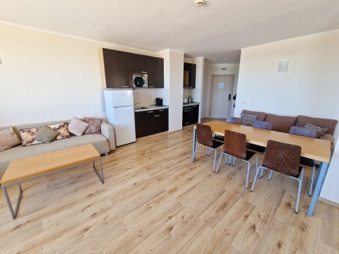 Flat 3 rooms 104 m², Nesebar, Obzor, Bulgaria