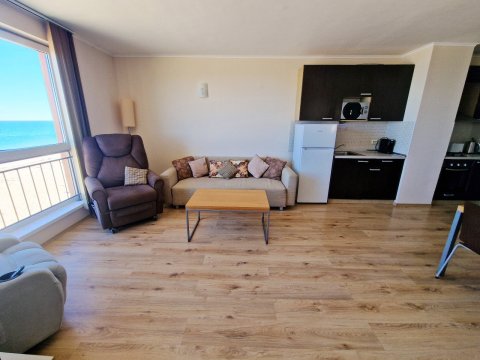 Flat 3 rooms 104 m², Nesebar, Obzor, Bulgaria