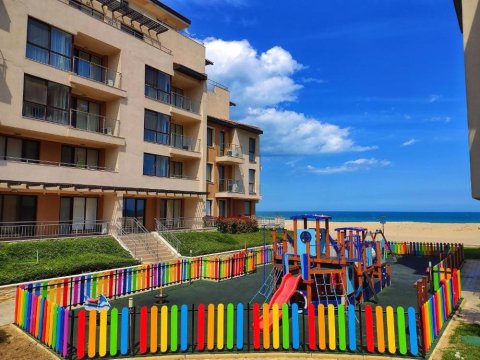 Flat 3 rooms 104 m², Nesebar, Obzor, Bulgaria