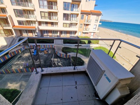 Flat 3 rooms 104 m², Nesebar, Obzor, Bulgaria