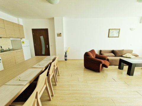 Flat 3 rooms 148 m², Byala, Byala, Bulgaria