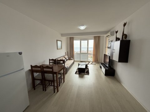 Flat 2 rooms 66 m², Nesebar, Sveti Vlas, Bulgaria